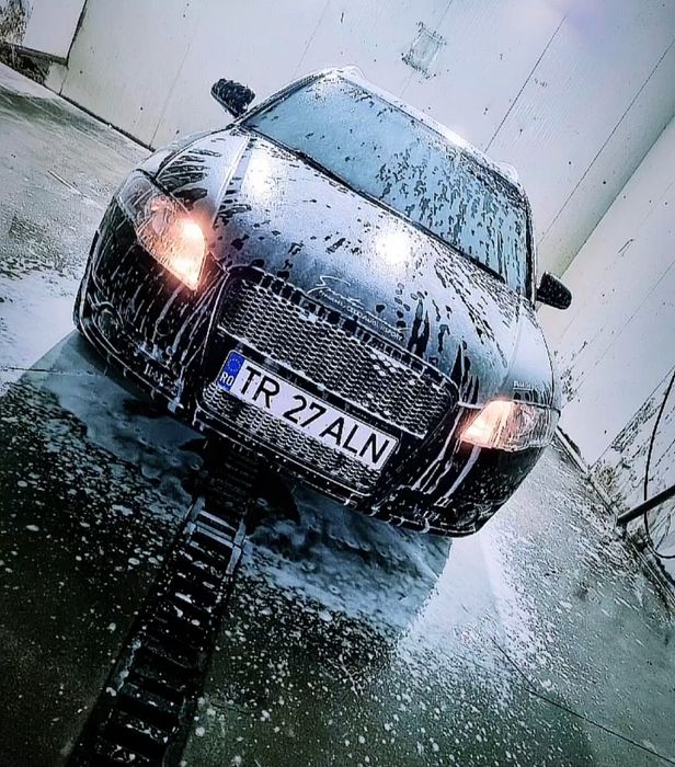 Vând Audi A4 b7 2.0 tdi
