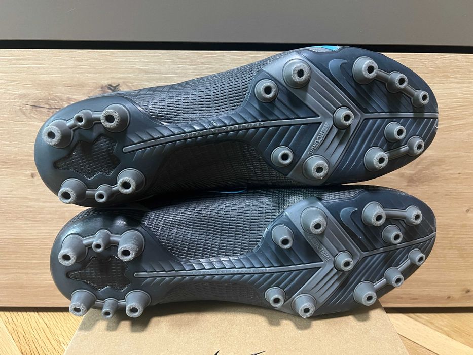 nike mercurial vapor SUPERFLY 8 ACC бутонки ,калеври ,футболни обувки номер 45,5