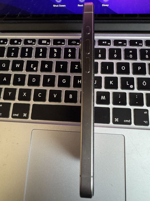 Перфектен ! iPhone 15 Pro Natural Titanium Icloud - за части !