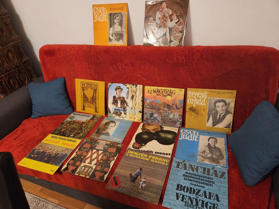 Vând discuri vinil pentru pickup