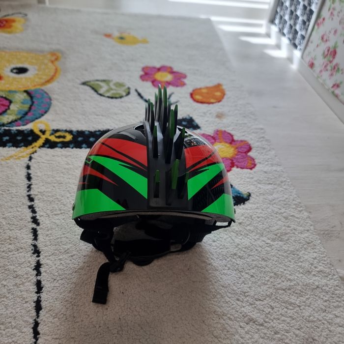 Casca pentru bicicleta, role