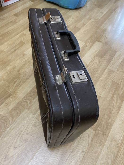 Антикварный чемодан-  времен ссср