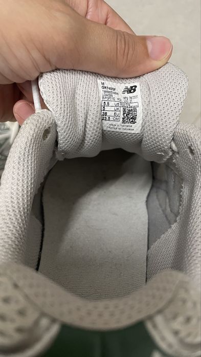 Продам кроссовки new balance 740 модель