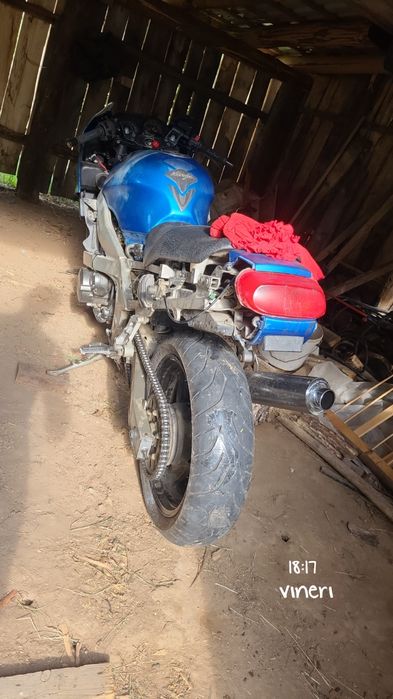 Vând kawasaki zzr