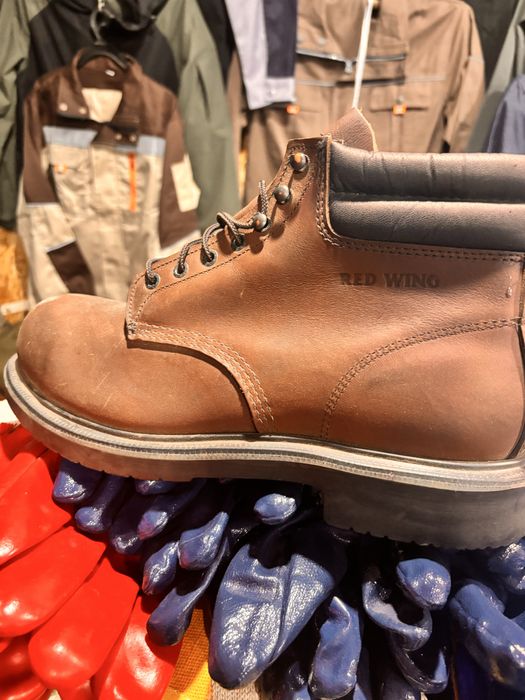 Продам спецобувь Red Wings