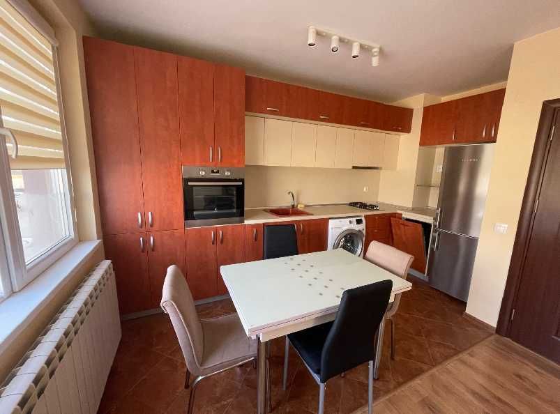 Дава се под наем Двустаен апартамент в София, Зона Б-18 - 65 кв.м за 548.25 € - Снимка #2