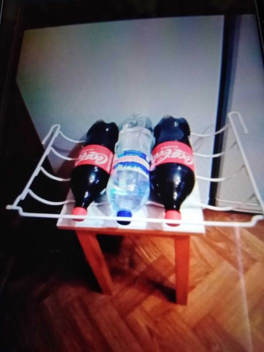 Полка для охлаждения напитков.