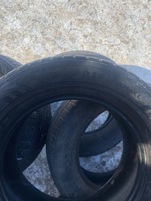 Продам зимние шины
