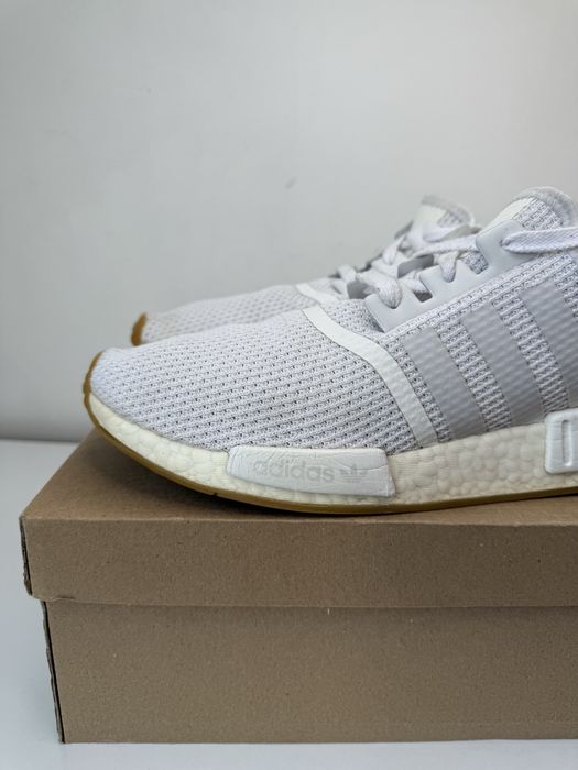 Adidas NMD_R1 ( 44) 28,5см. Маратонки