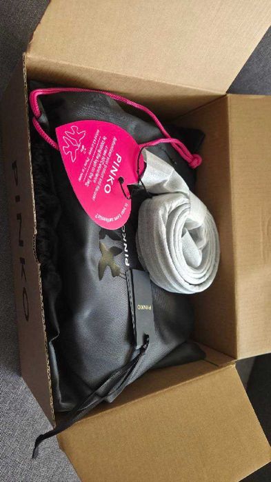 Кожена дамска чанта тип "куфарче" PINKO LOVE ONE