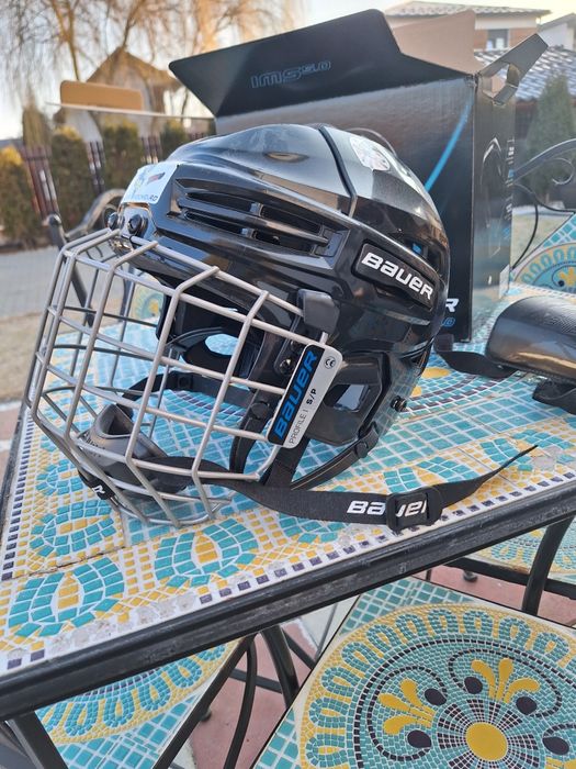 Vand casca hochei Bauer