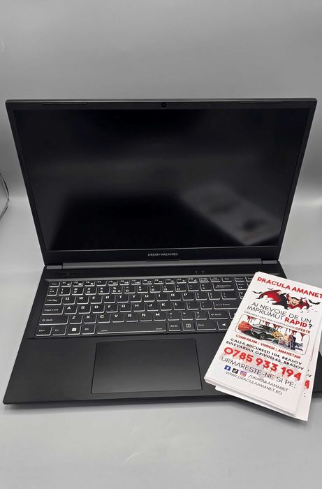 Dracula Amanet: Laptop Dream Machines