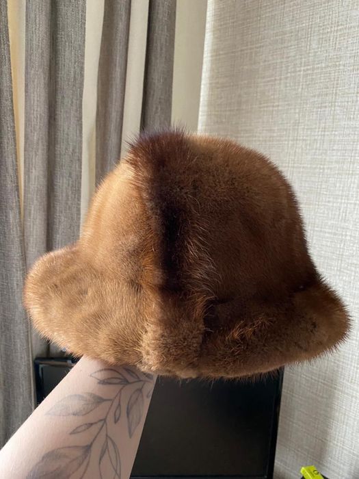 Норковые шапки