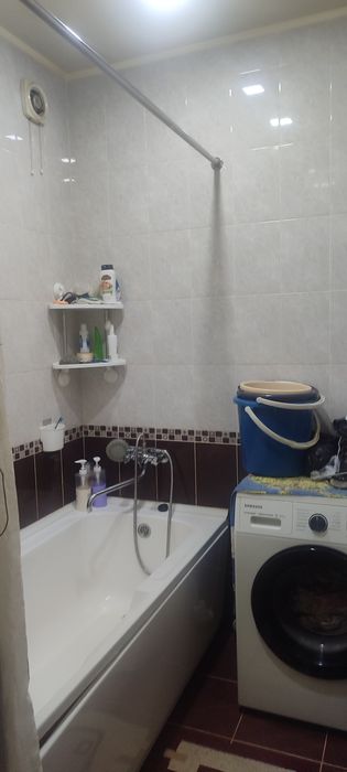 Продается 2 комн, 1й этаж,  Феруза школа 205
