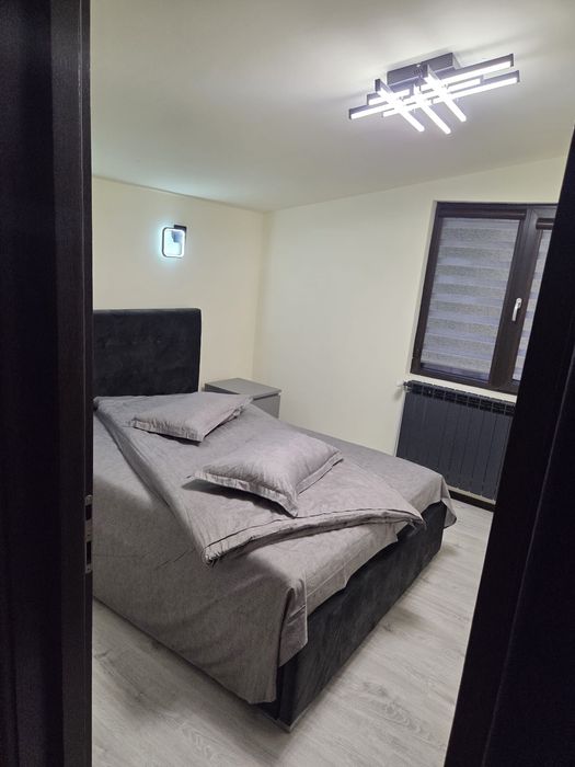 Vilă modernă de închiriat în regim hotelier – spațioasă, complet utila