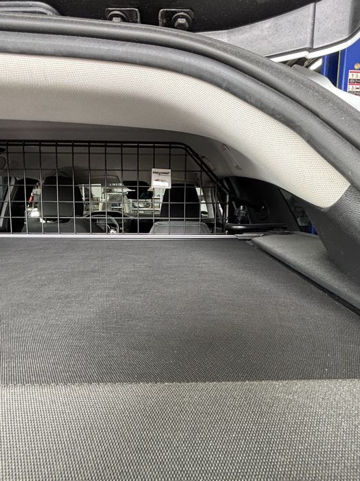 Преграда за кучета за Peugeot 308 P5 комби