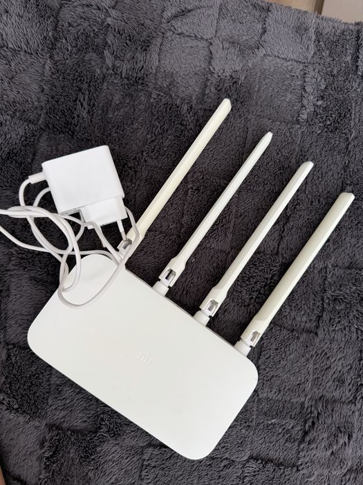 Продам роутер Xiaomi 4A