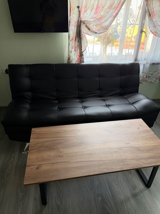 Диван почти новый