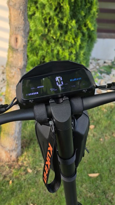 Trotinetă Electrică KuKirin G2 – Doar 94 km | Garanție până în Martie 2027