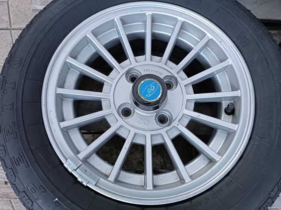 Ретро джанти 13ки 4х100 + гуми 185/60/13 Semperit