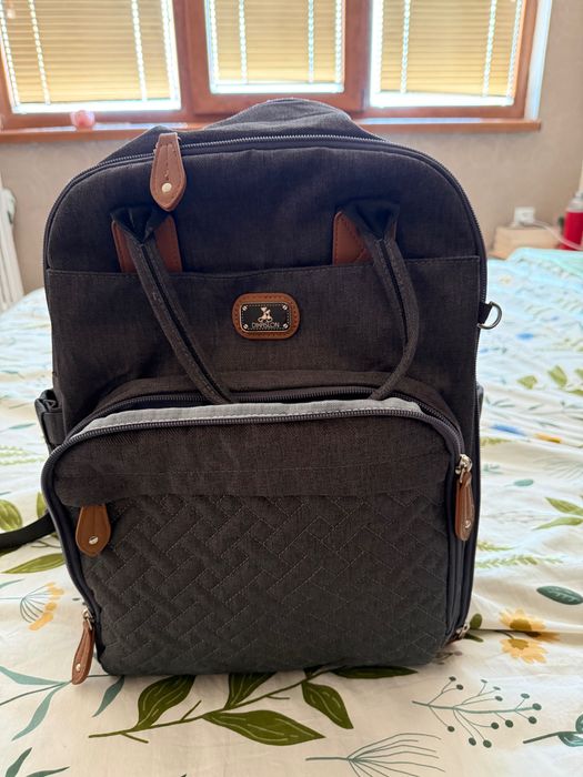 Бебешка раница Dikaslon – с подложка за преповиване и аксесоари