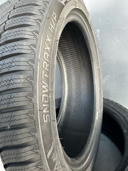 Нови Зимни Гуми LANDSPIDER SNOWTRAXX H/P 225/45R17 94V XL БОРД 2254517