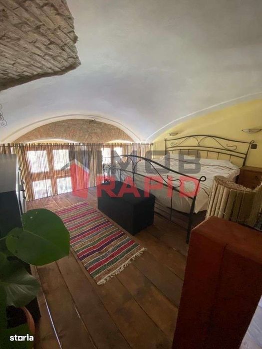 De inchiriat apartament 80 mp str. Piata Centrala vizavi de Biserica — fotografia 3