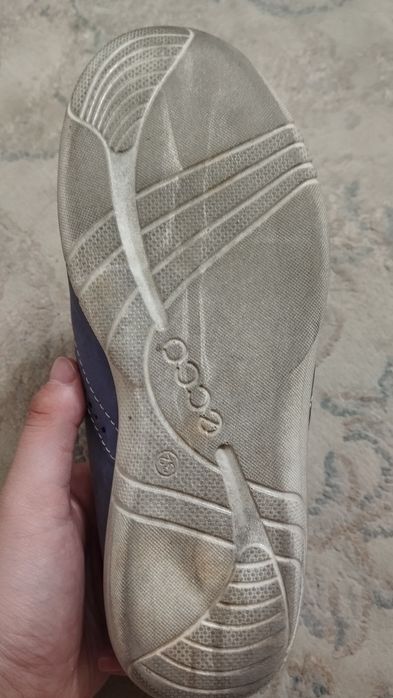 Женские кроссовки ecco