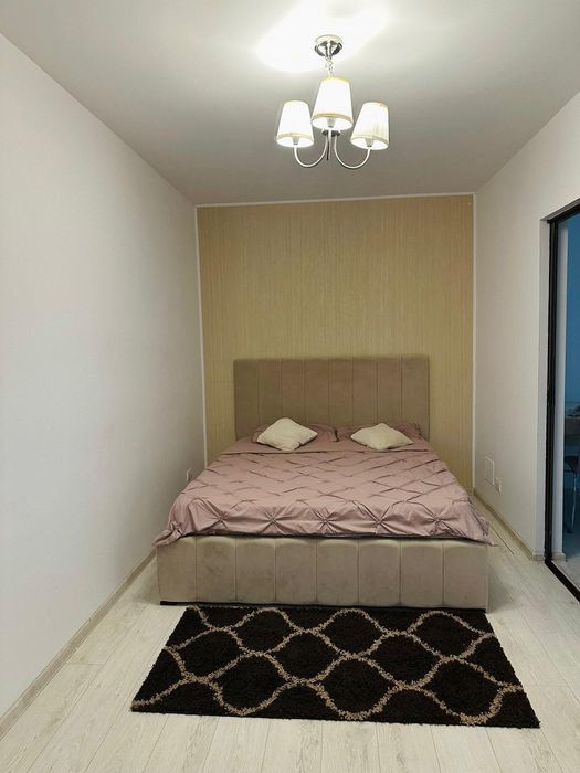 Inchiriez Apartament 2 camere ultracentral complet utilat zona BIG