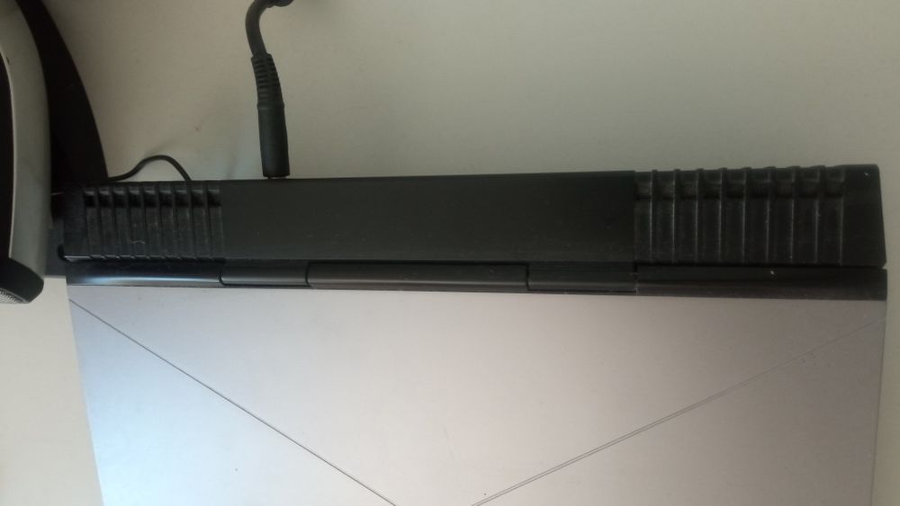 Laptop Alienware 13 R3 Oled  touch 7700Hq Gtx 1060