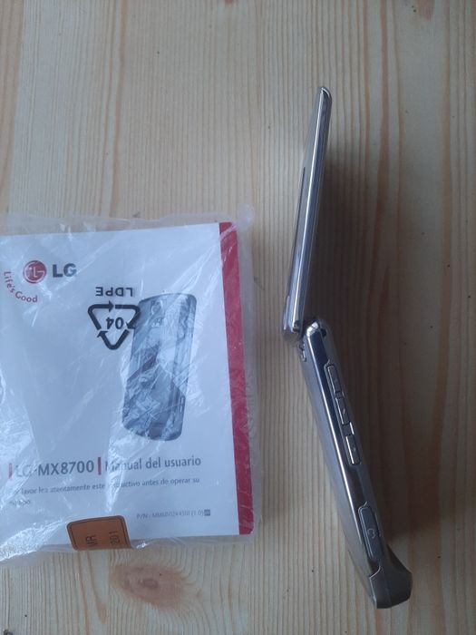 Телефон   CDMA сотовый кнопочный