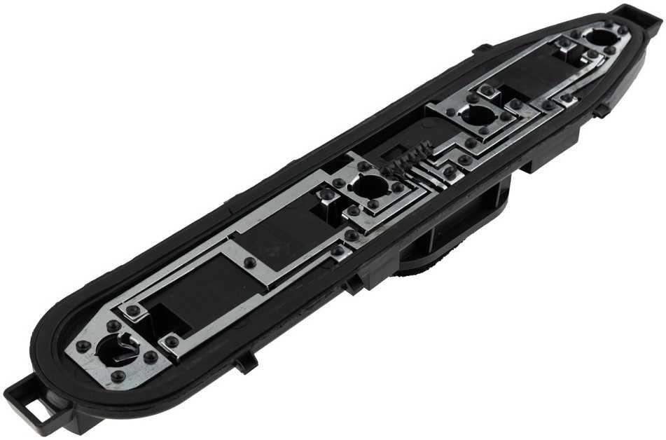 Платка за ляв стоп CITROEN BERLINGO / PEUGEOT PARTNER 2012 +