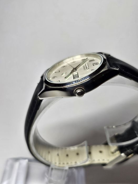 Ceas Citizen – vintage, zi- dată