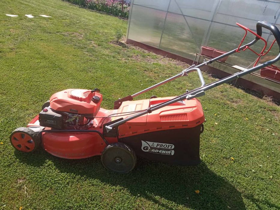 Самоходна бензинова косачка 21” GARDENIA PROFI