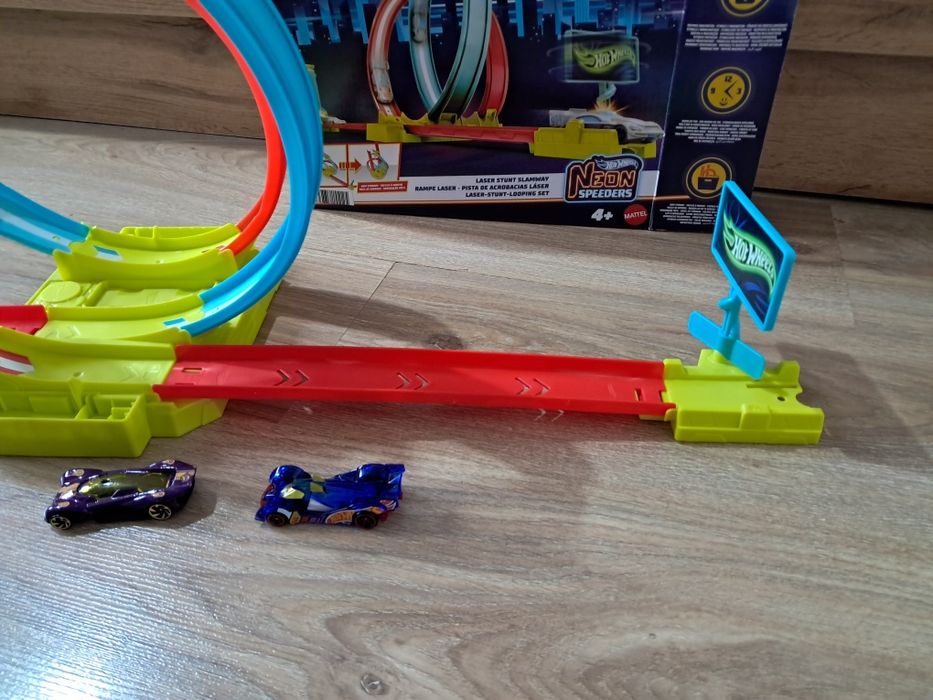 Писти Hot wheels