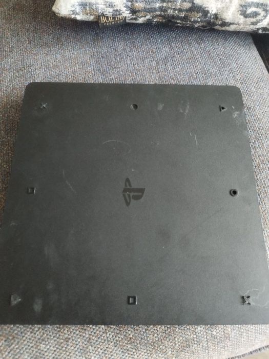 Ps4 slim на 900 gb