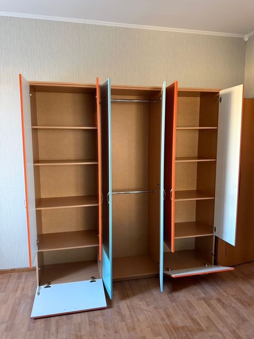 Шкаф в хорошем состоянии