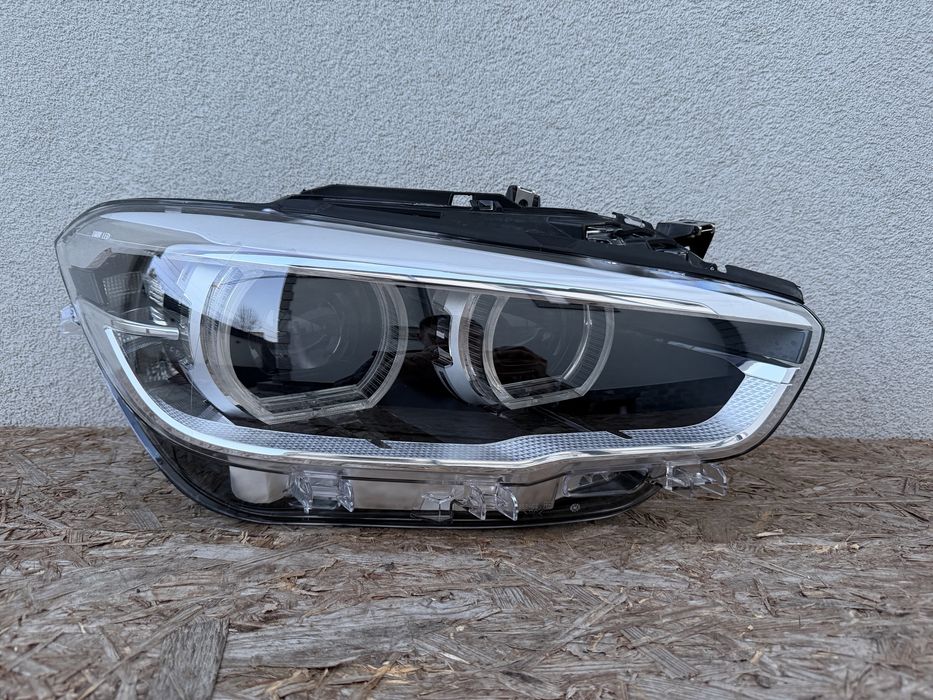 Far dreapta BMW Seria1 F20 LED LCI FACELIFT Original Europa