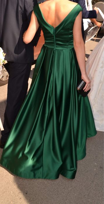 Официална зелена рокля