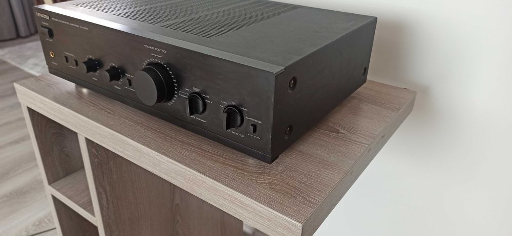 Kenwood KA-4010 стерео integrated amplifier