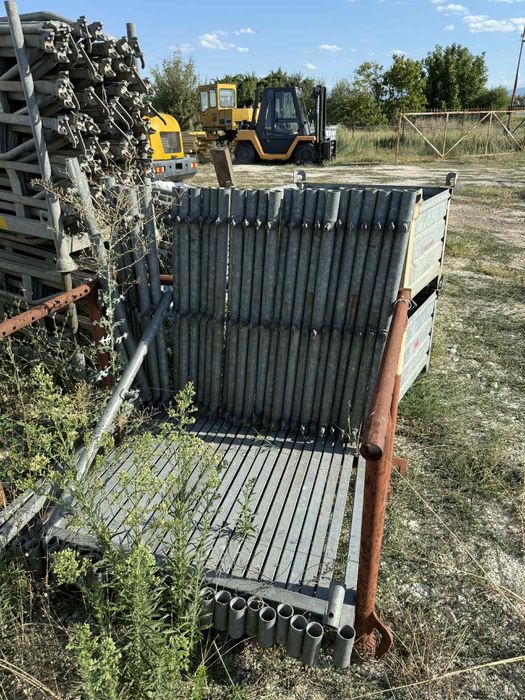 Ново поцинковано рамково скеле 1000кв. Пълен комплект.