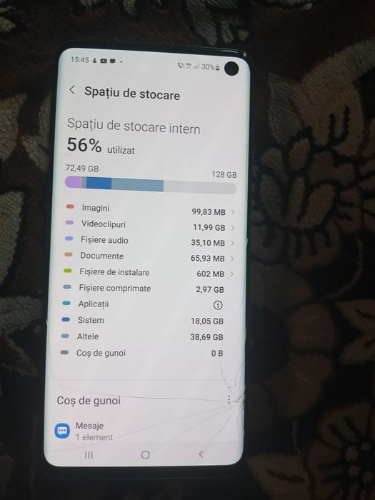 vând samsung s10 ca nou 128 Giga 8 ram telefonu e 9 din 10