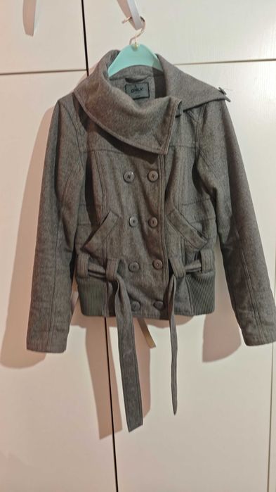 Вълнено късо палто Only M