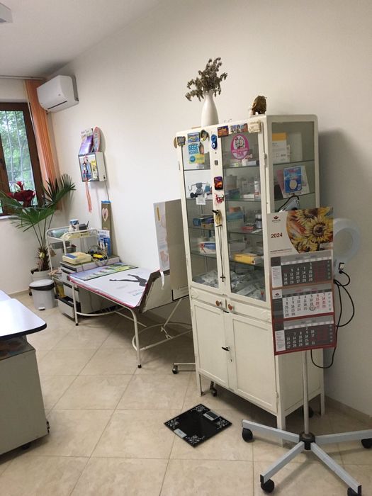 Давам под наем лекарски кабинет