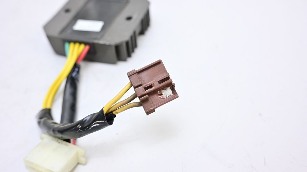 Releu Incarcare Regulator Tensiune Aprilia RSV 1000 Mille 2001 - 2003