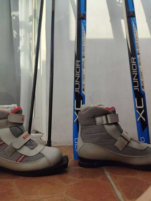 Лыжи в отличном состоянии