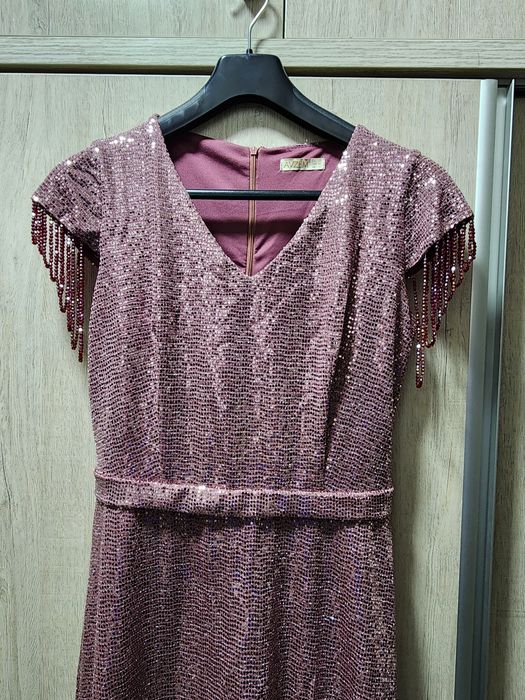 Вечернее платье и туфли. Цена указана вместе с  туфли.