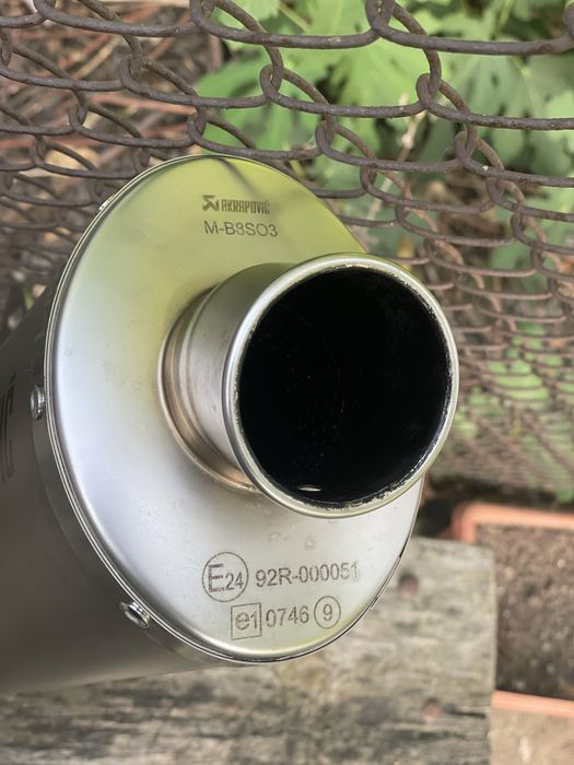 Спортен ауспух Akrapovic