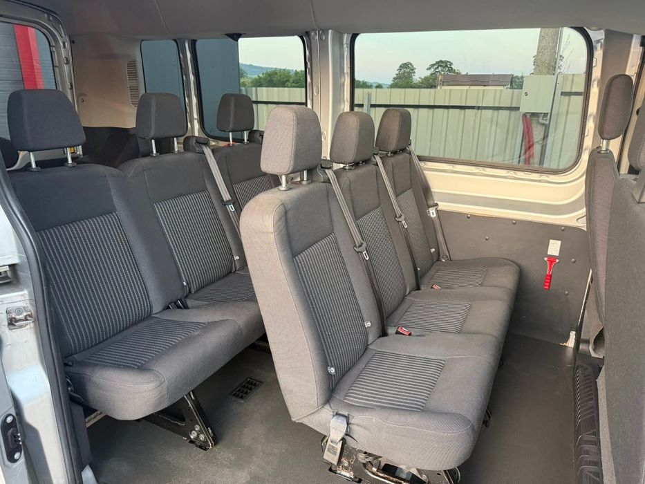Ford transit 8+1 locuri