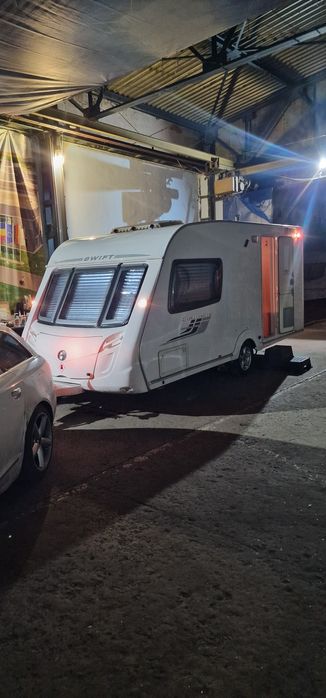 Swift Challenger 2008  cort&mover